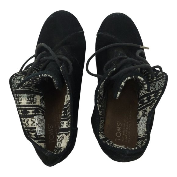Toms Desert Wedge Ankle Boots US 7 EU 37.5 Booties Black Suede Leather Lace Up - Picture 6 of 11